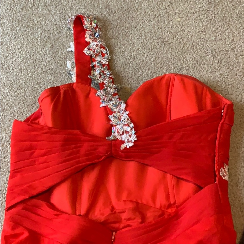 Red Prom Dress! - Picture 4 of 6